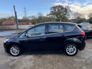 2017 Ford C-Max 1.0 T Ecoboost Zetec in Black — image 4