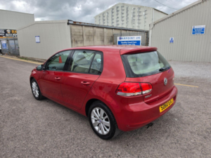 2011 Volkswagen Golf 1.4 Tsi Se Euro 5 5dr in Red — image 4