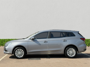 2021 MG Mg5 52.5kwh Excite Estate 5dr Electric Auto (156 Ps) in Silver — image 4