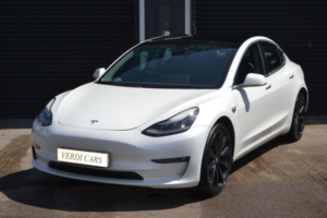 2020 Tesla Model 3 (dual Motor) Performance Auto 4wde 4dr (performance Upgrade) in White — image 3