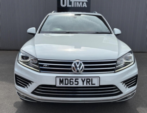 2015 Volkswagen Touareg 3.0 Tdi V6 Bluemotion Tech R-Line Tiptronic 4WD Euro 6 (s/s) 5dr in White — image 3