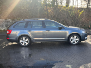 2017 Skoda Octavia 2.0 Tdi Se Business Estate 5dr Diesel Manual Euro 6 (s/s) (150 Ps) in Grey — image 4
