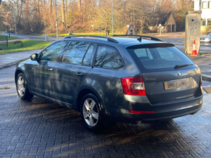2017 Skoda Octavia 2.0 Tdi Se Business Estate 5dr Diesel Manual Euro 6 (s/s) (150 Ps) in Grey — image 5