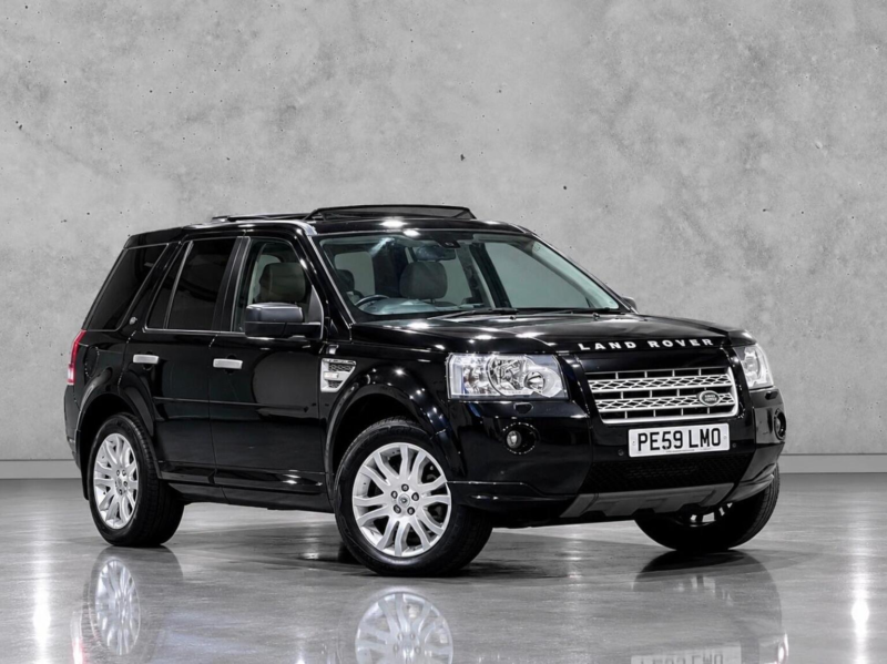 2009 Land Rover Freelander 2 2.2 Td4e Hse 4WD Euro 4 (s/s) 5dr in Black — image 1
