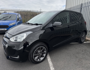 2019 Hyundai I10 Premium 1.0 in Black — image 2
