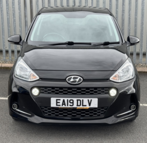 2019 Hyundai I10 Premium 1.0 in Black — image 3