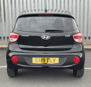 2019 Hyundai I10 Premium 1.0 in Black — image 6