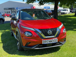2021 Nissan Juke 1.0 Dig-T Tekna SUV 5dr Petrol Dct Auto Euro 6 (s/s) (114 Ps) in Red — image 2