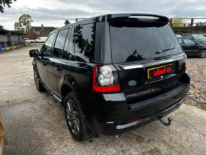 2011 Land Rover Freelander 2 2.2 Sd4 Sport Le in Black — image 3