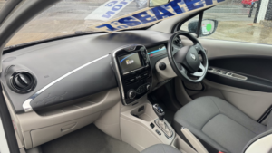 2015 Renault Zoe Dynamique Nav Electric Automatic White 5dr Low Tax+satnav+cruise in White — image 2