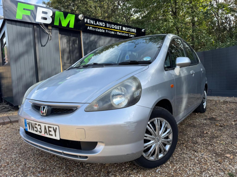 2003 Honda Jazz 1.4 I-Dsi Se CVT-7 5dr in Silver — image 1