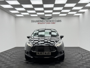2017 Ford Fiesta 1.3 Zetec in Black — image 2