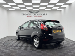 2017 Ford Fiesta 1.3 Zetec in Black — image 4