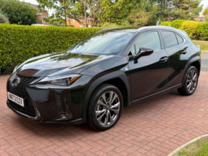 2023 Lexus Ux 2.0 250h F Sport Design E-CVT Euro 6 (s/s) 5dr in Black — image 4