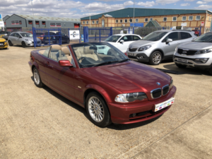 2000 BMW 3 Series 2.2 E46 320ci Convertible M54 2.2 in Red — image 2