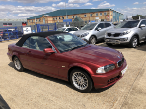 2000 BMW 3 Series 2.2 E46 320ci Convertible M54 2.2 in Red — image 5