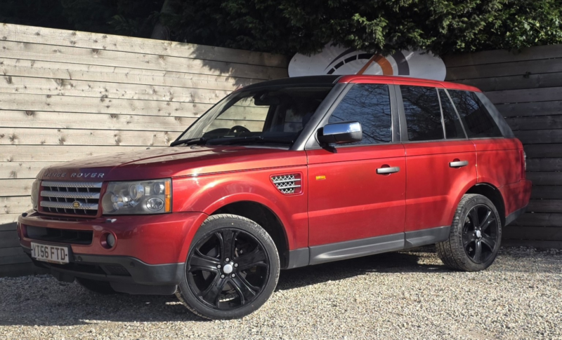 2006 Land Rover Range Rover Sport 2.7 Td V6 Hse in Red — image 1