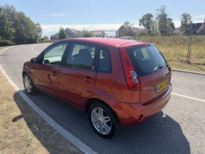 2007 Ford Fiesta 1.4 Ghia in Red — image 5