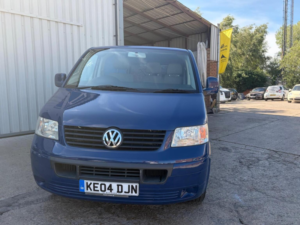 2004 Volkswagen Transporter 1.9 Tdi T28 L1 H1 4dr in Blue — image 2