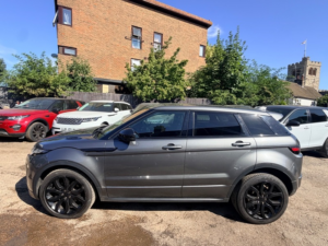 2019 Land Rover Range Rover Evoque Td4 Hse Dynamic in Grey — image 3