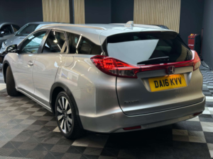 2016 Honda Civic 1.6 I-Dtec Sr Tourer 5dr Diesel Manual Euro 5 (s/s) (120 Ps) in Silver — image 5