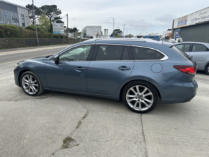 2014 Mazda Mazda6 2.2 Skyactiv-D Sport in Blue — image 5