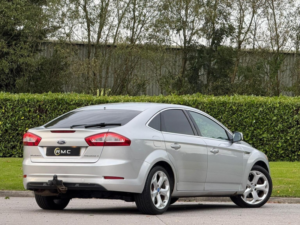 2012 Ford Mondeo 2.0 Tdci Titanium X Euro 5 5dr in Silver — image 3