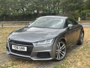 2016 Audi Tt 2.0 Tfsi S Line in Grey — image 2