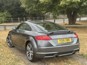 2016 Audi Tt 2.0 Tfsi S Line in Grey — image 3