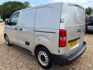 2017 Peugeot Expert 1.6 Bluehdi 1000 Professional in Silver — image 5