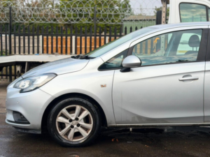 2019 Vauxhall Corsa 1.4i Ecotec Design Easytronic Euro 6 (s/s) 5dr in Silver — image 4