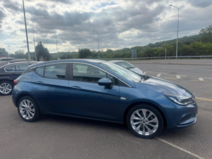 2016 Vauxhall Astra 1.6 Cdti Ecotec Blueinjection Tech Line Euro 6 5dr in Blue — image 6