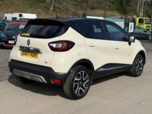 2017 Renault Captur 0.9 Tce Energy Dynamique S Nav SUV 5dr Petrol Manual Euro 6 (s/s) (90 Ps) in Multicolour — image 6