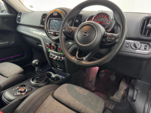 2018 MINI Countryman 2.0 Cooper D All4 Euro 6 (s/s) 5dr in Grey — image 3