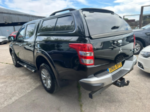 2016 Mitsubishi L200 2.4 Di-D Dc Warrior 4WD Euro 5 4dr in Black — image 6
