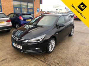 2018 Vauxhall Astra 1.4 I Design in Black — image 3