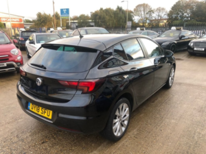 2018 Vauxhall Astra 1.4 I Design in Black — image 6