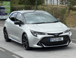 2021 Toyota Corolla 2.0 Vvt-H Gr Sport in Silver — image 3