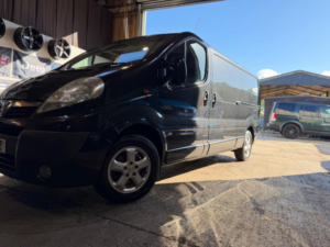 2014 Vauxhall Vivaro 2.0 2900 Cdti Sportive Fwd L3 4dr in Black — image 4