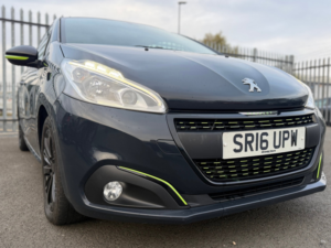 2016 Peugeot 208 1.2 Puretech Active Hatchback 3dr Petrol Manual Euro 6 (82 Ps) in Grey — image 4