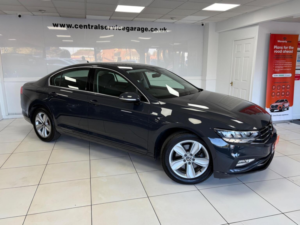 2020 Volkswagen Passat 1.5 Tsi Evo Se Nav Euro 6 (s/s) 4dr in Grey — image 4