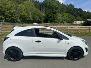 2014 Vauxhall Corsa 1.2 16v Limited Edition Hatchback 3dr Petrol Manual Euro 5 (85 Ps) in White — image 2