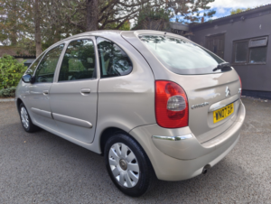 2007 Citroen Xsara Picasso 1.6 I 16v Vtx in Beige — image 5