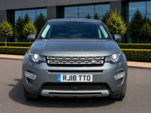 2018 Land Rover Discovery Sport 2.0 Td4 Hse Luxury Auto 4WD Euro 6 (s/s) 5dr in Grey — image 2