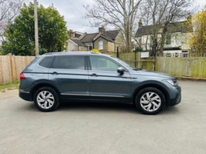 2022 Volkswagen Tiguan Allspace 1.5 Tsi Life DSG Euro 6 (s/s) 5dr in Grey — image 6