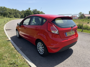 2015 Ford Fiesta 1.3 Style in Red — image 2