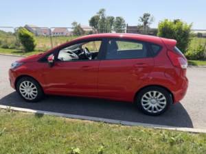 2015 Ford Fiesta 1.3 Style in Red — image 6