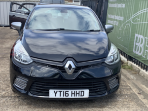 2016 Renault Clio 1.5 Dynamique Gtline S Nav Dci 90 in Black — image 2