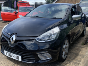 2016 Renault Clio 1.5 Dynamique Gtline S Nav Dci 90 in Black — image 3