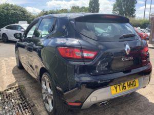 2016 Renault Clio 1.5 Dynamique Gtline S Nav Dci 90 in Black — image 4